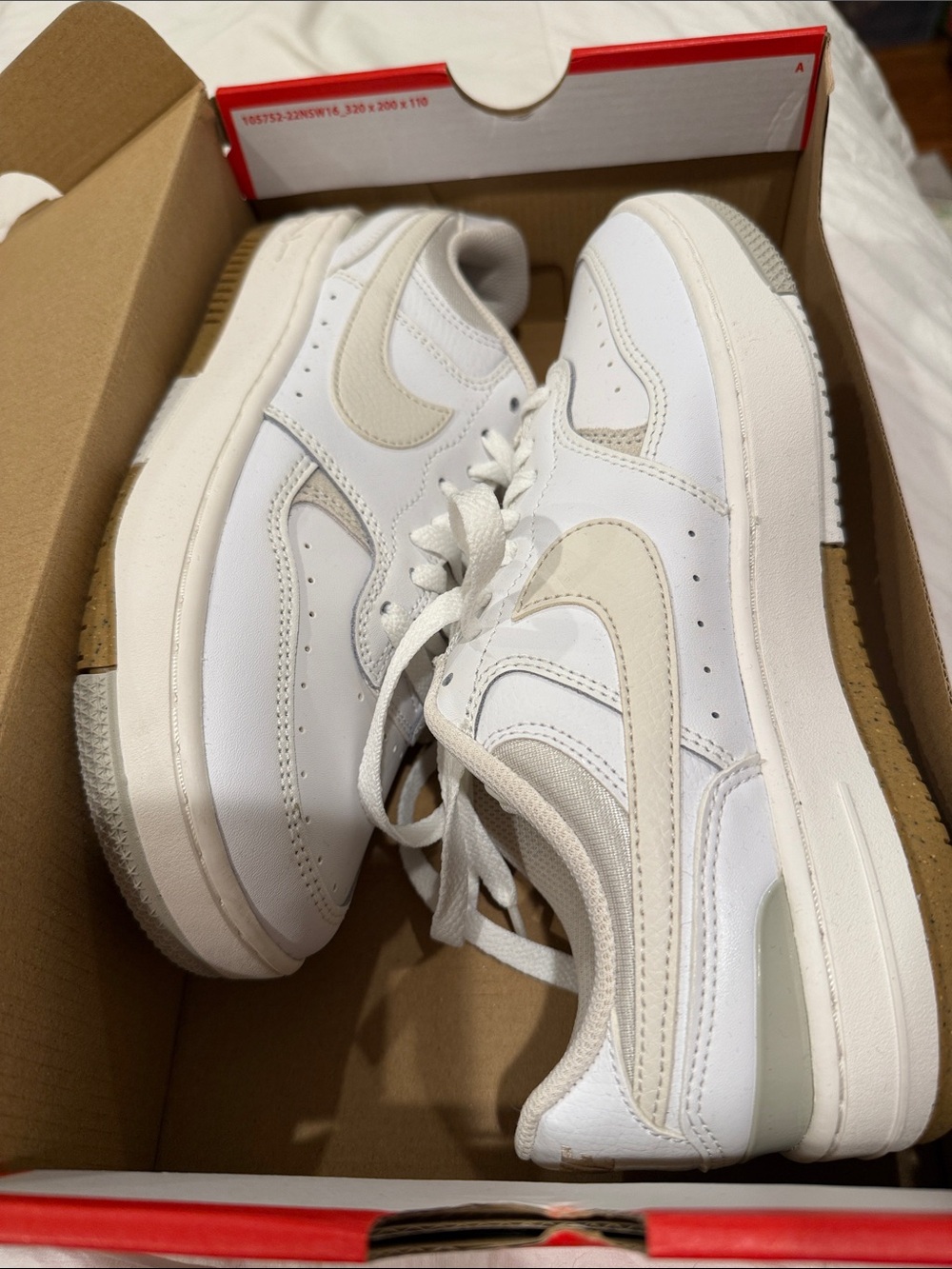 Nike Gamma Force Sneakers White Phantom Light Bone